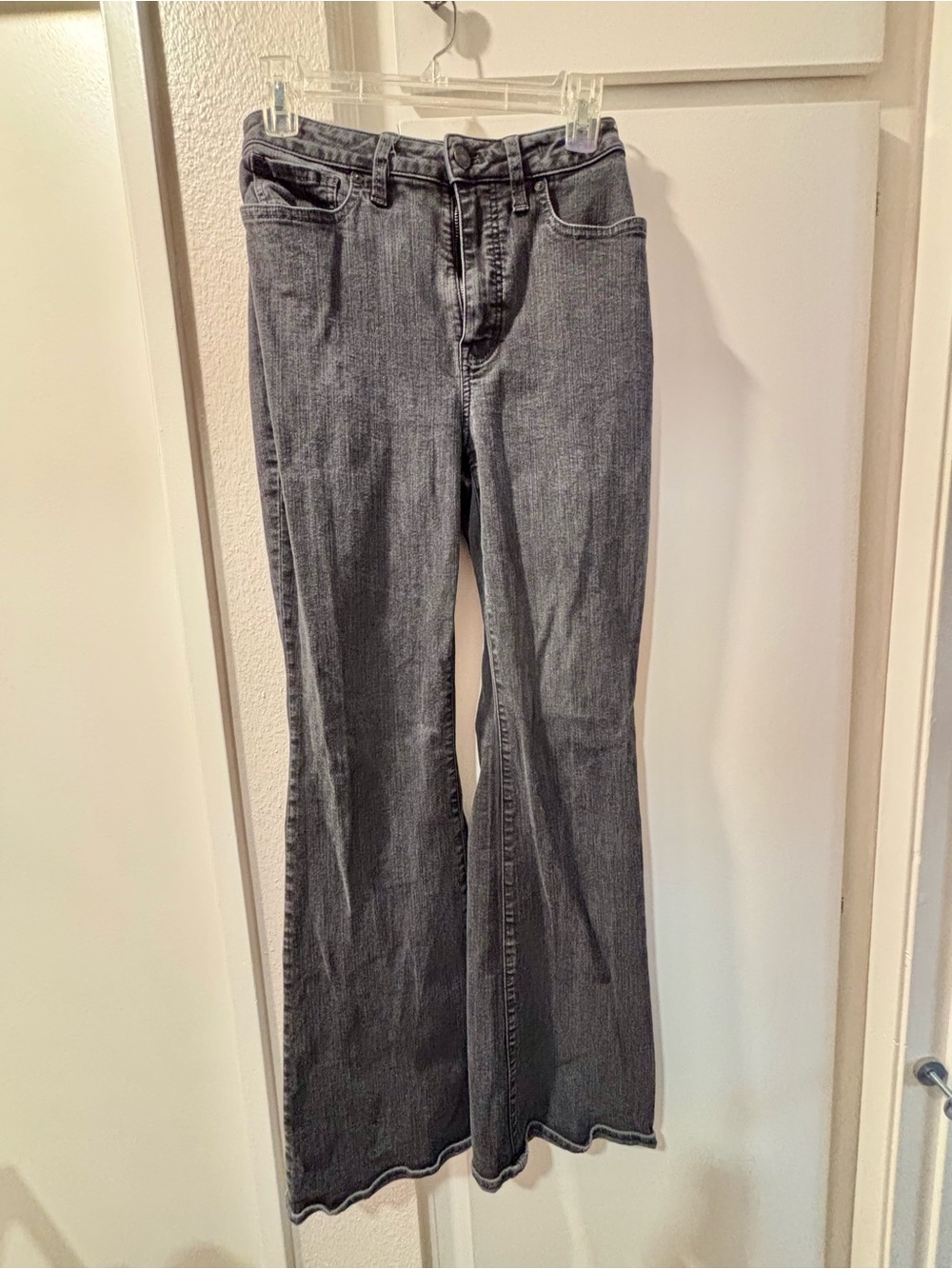 Madewell High-Rise Flare Jeans in Black Wash